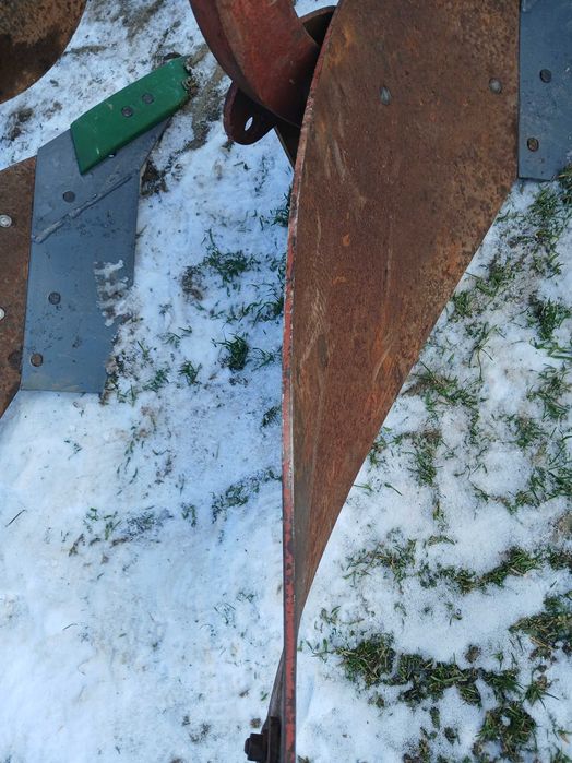 Плуг Квернеленд двокорпусний.