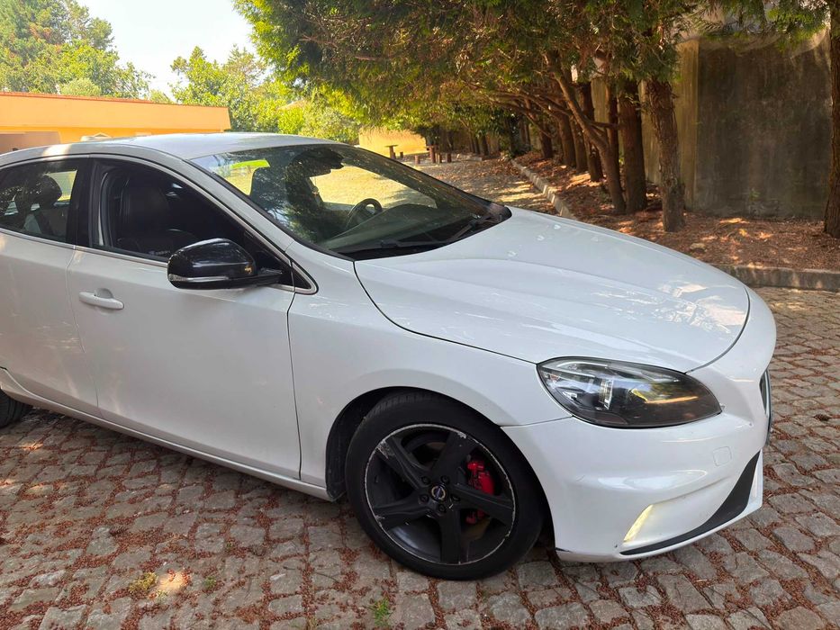 Volvo V40 D2 R-Desing