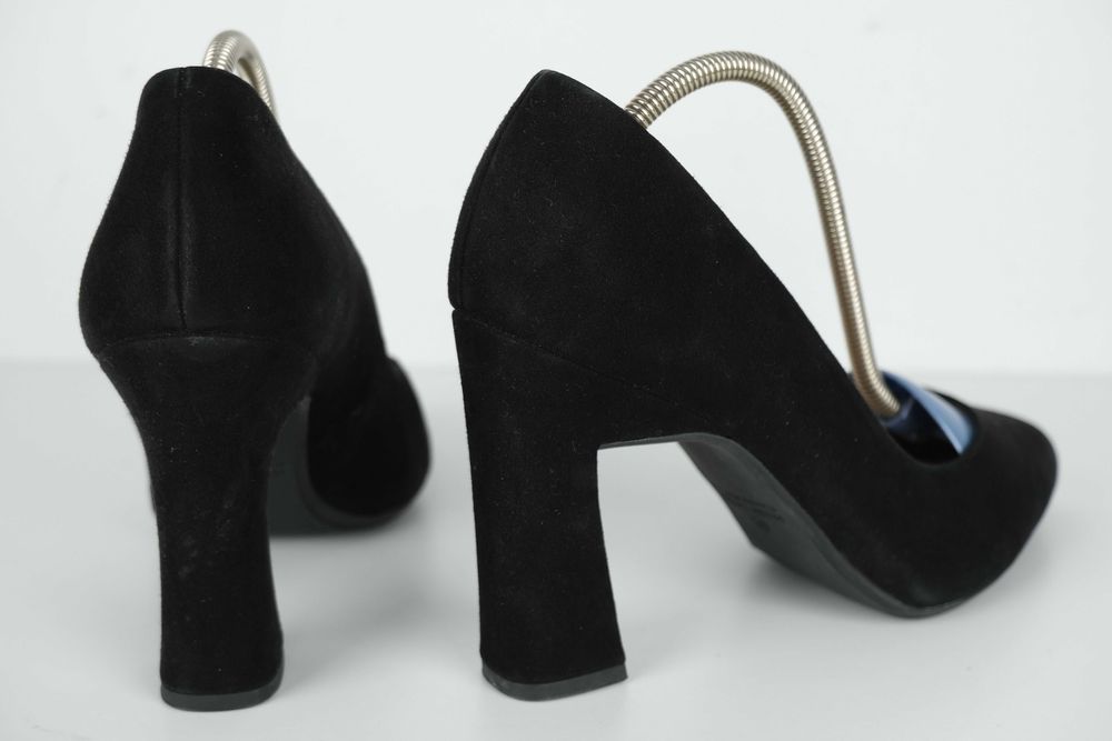 Peter Kaiser skóra  czółenka r 37,5 nowe