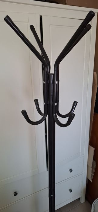 Cabide Preto IKEA