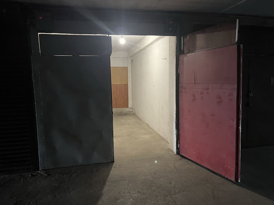 Продаж гаражного боксу, вул. Північна 5, ГБК Схід