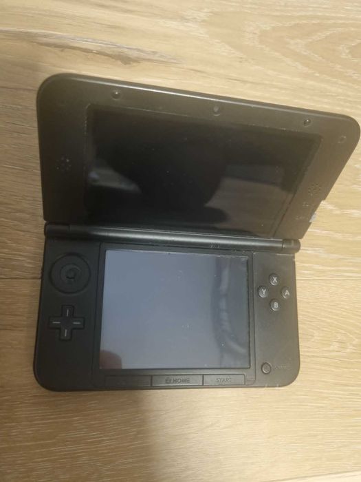 Nintendo 3DS XL Blue+Black