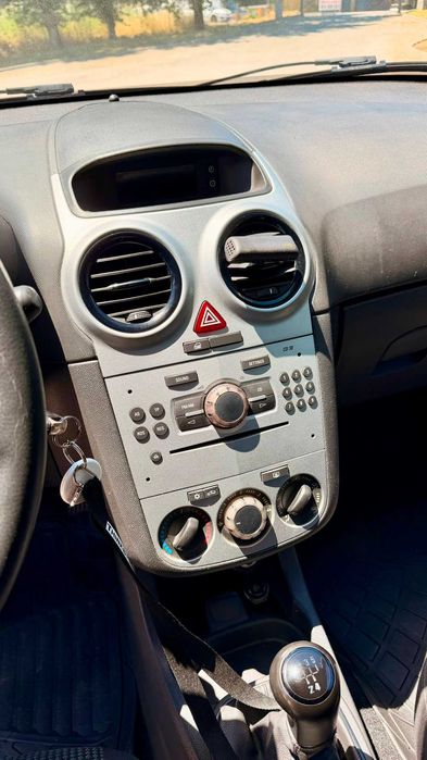 Opel Corsa D - 2012