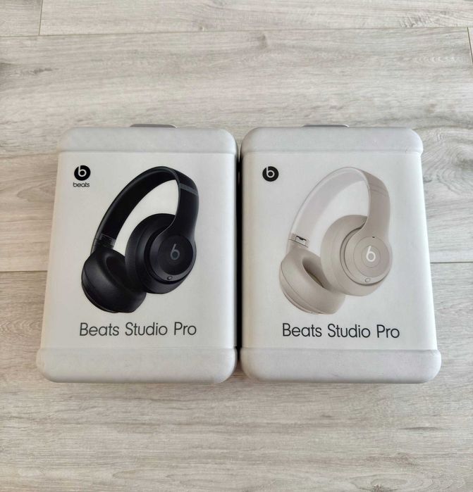 Навушники Beats by Dr. Dre Studio Pro кольори Black і Sandstone