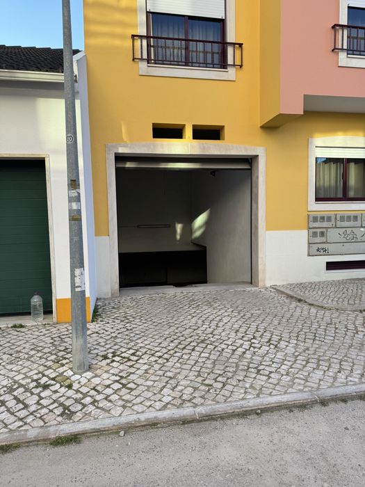 Garagem para arrendar Pinhal Novo