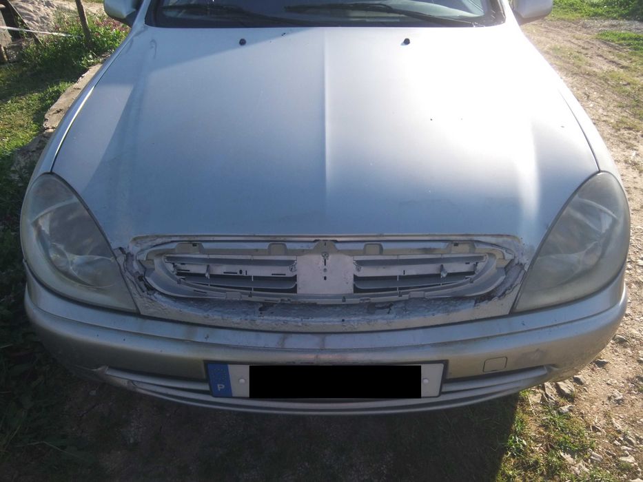 Carro Citroen a circular
