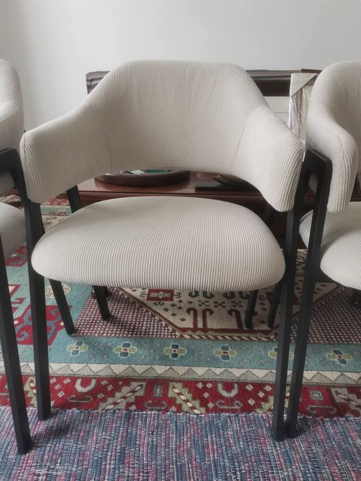 Conjunto de 4 cadeiras de jantar no