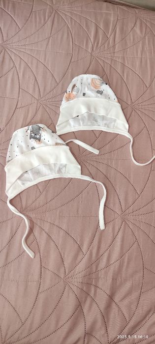 Продам дитячі шапочки Нові