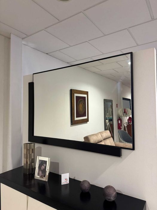 Moldura em carvalho com espelho (Em exposição)