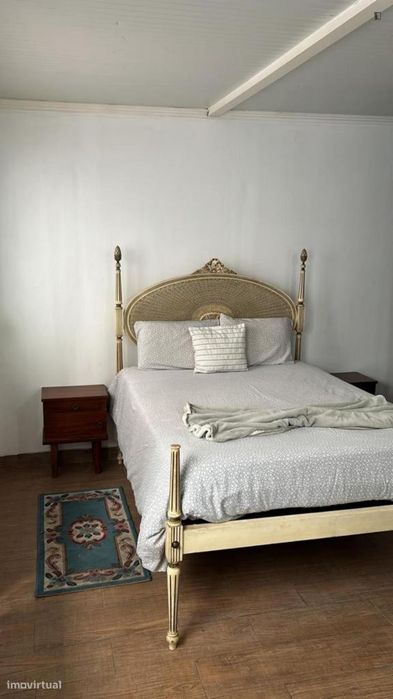 Quarto - localizado em Arroios Lisbon