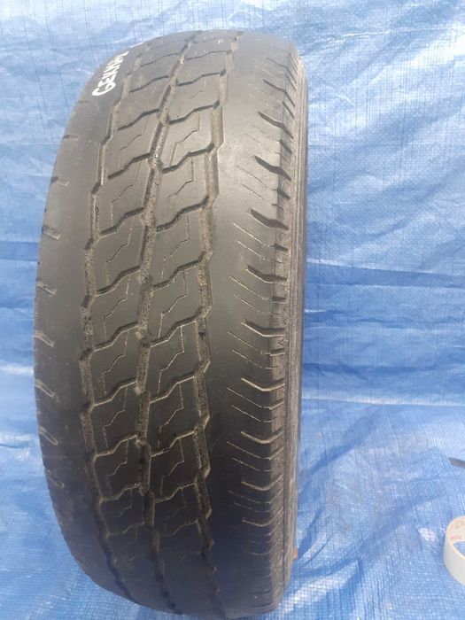 GREMAX 8000 Opona 225/70R15C 6.5 mm