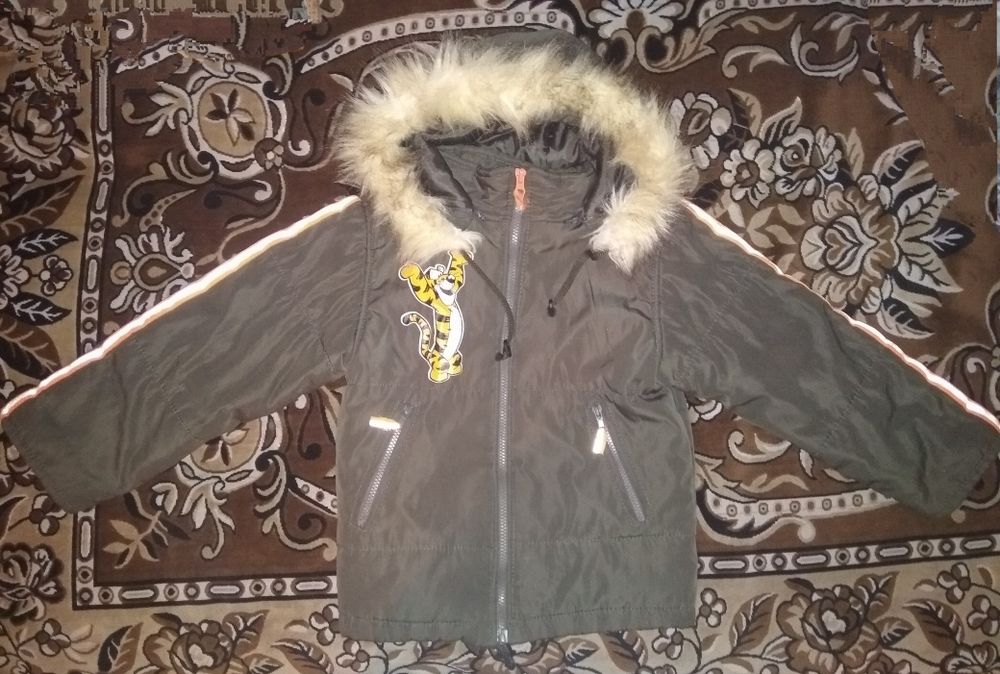 Куртка,курточка на мальчика