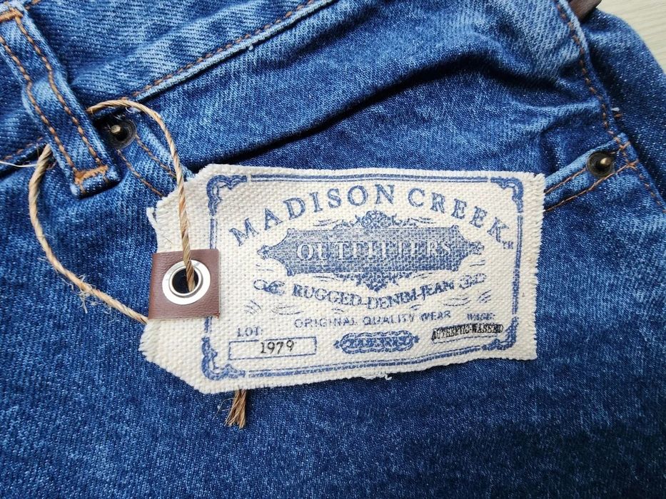 Джинсы Madison Creek ® W42xL30 Indigo Mexico (7.G2)
Madison Creek® W42