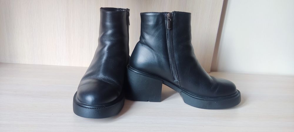 Шкіряні зимові короткі чоботи на цегейці