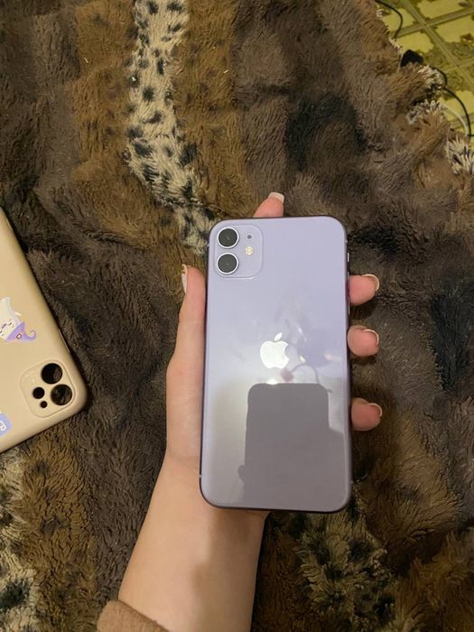 Продаю iPhone 11 64 GB