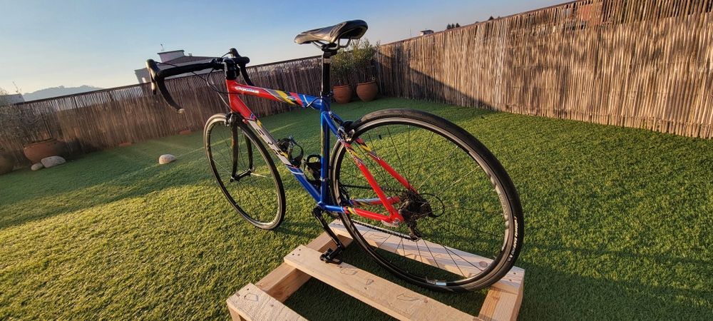 Bicicleta estrada BH