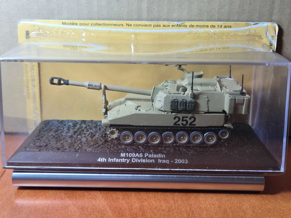 czołgi-deAgostini/M109A6 Paladin