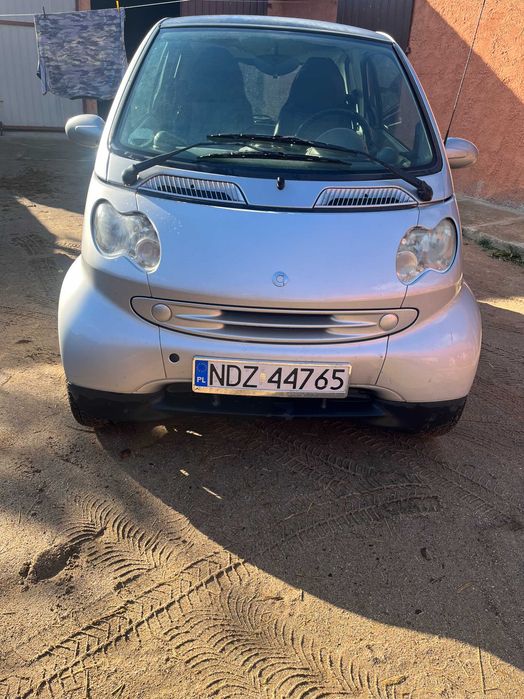 mały,zgrabny i ekonomiczny  smart fortowo 501-811-000
