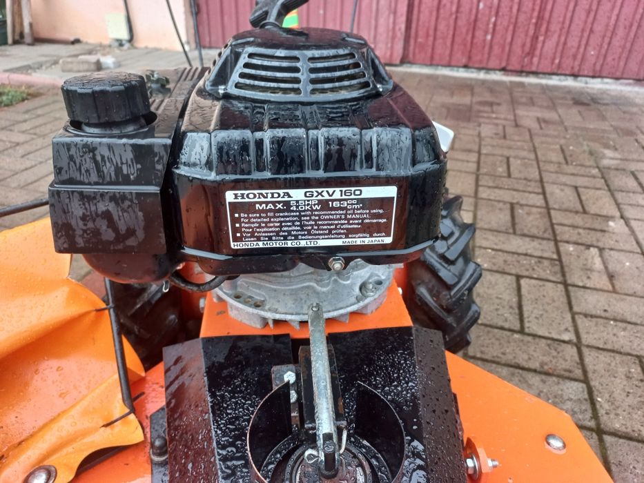 Karczownica/kosiarka Honda Brumi SM60