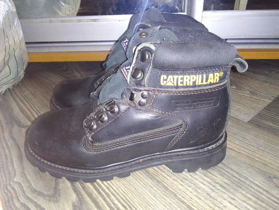 Продам Ботинки мужские