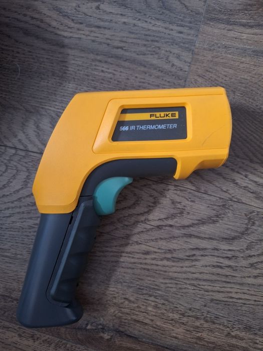 Pirometr FLUKE 566 IR + akcesoria