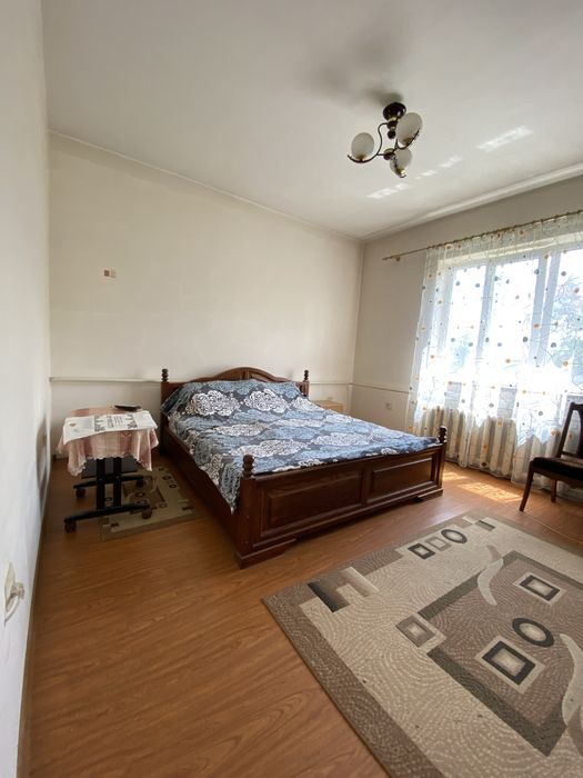 Продаж будинку