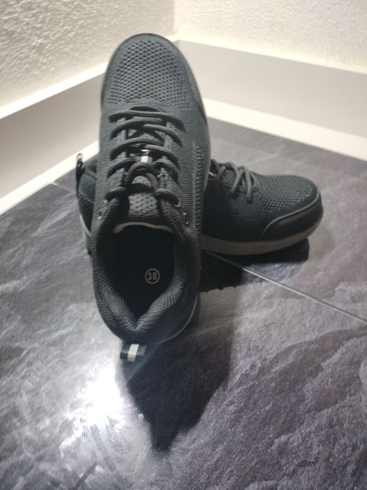 SAPATOS DE SEGURANÇA - com biqueira de aço – proteção e conforto!