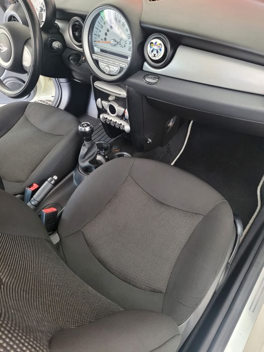 Mini Cooper. Mini One