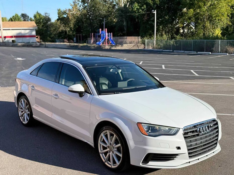 Audi A3 quattro Premium      2015
