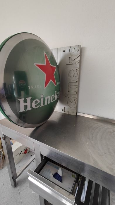 Reclame luminoso Heineken