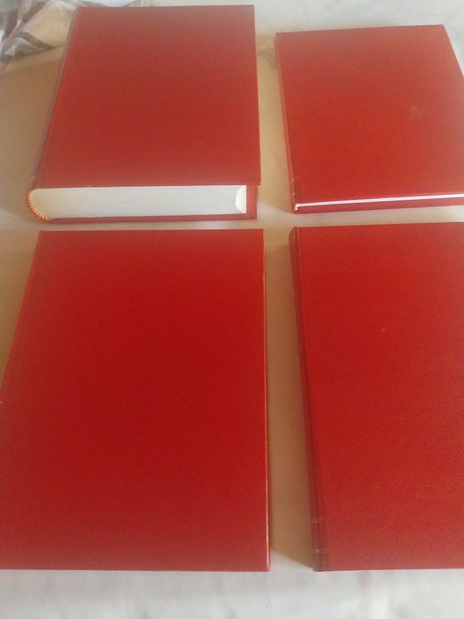Lote de 4 Livros de Direito Comercial. Excelente preço