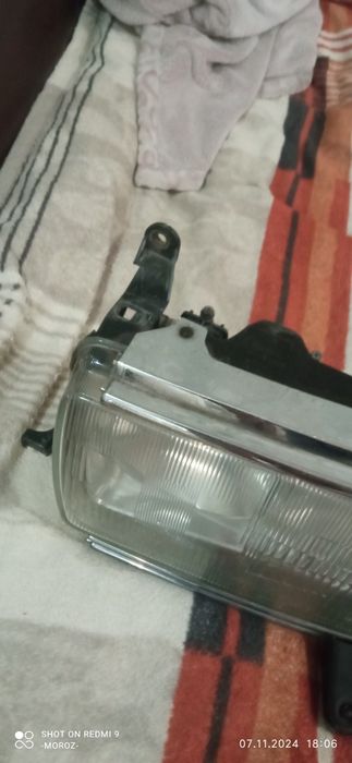 Фара Ленд ровер80 оригинал