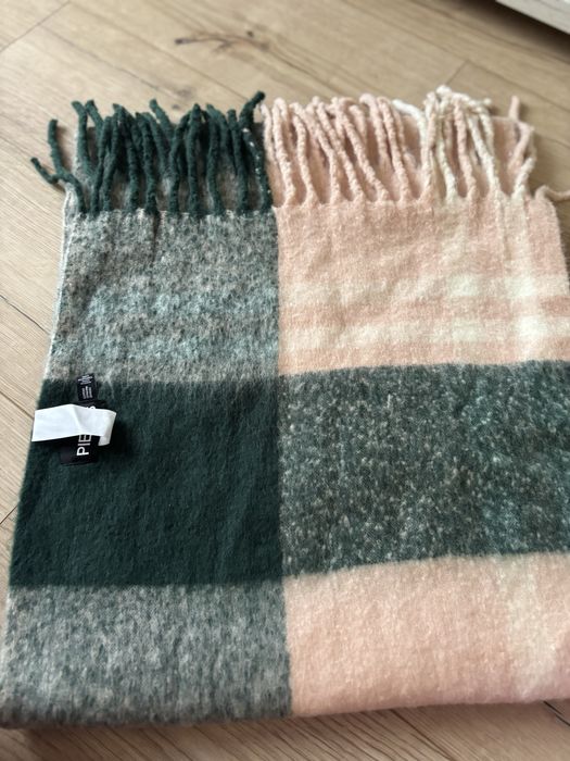 Szalik w kratke Only