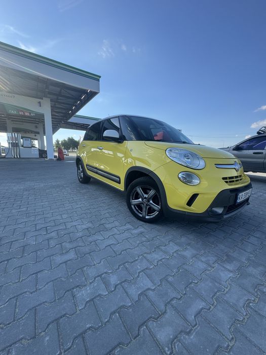 Фіат 500 л в класному стані