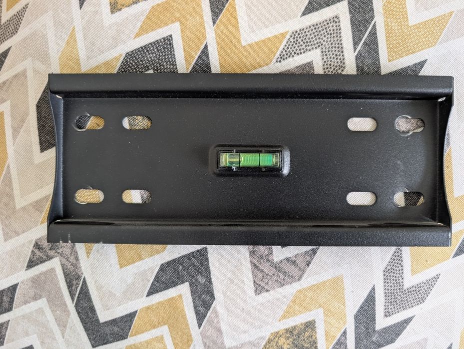 Кронштейн для телевізора на стіну