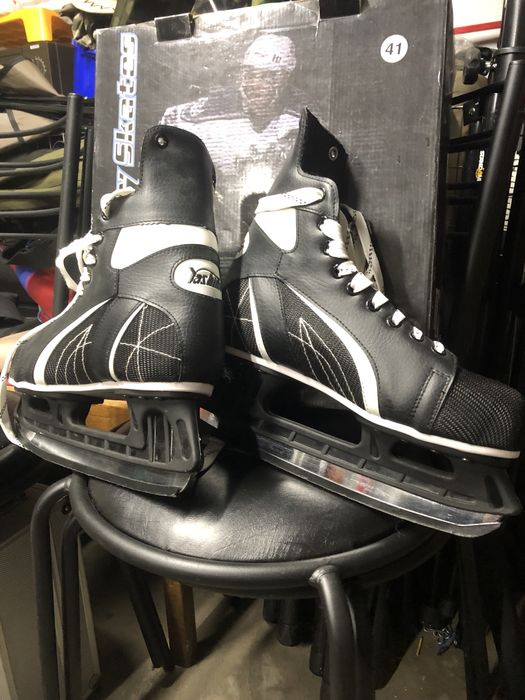 Sprzedam łyżwy hokejowe 41