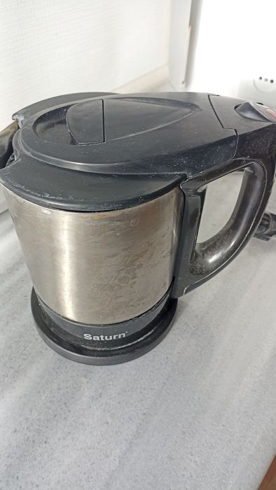 Чайник Saturn на запчастини