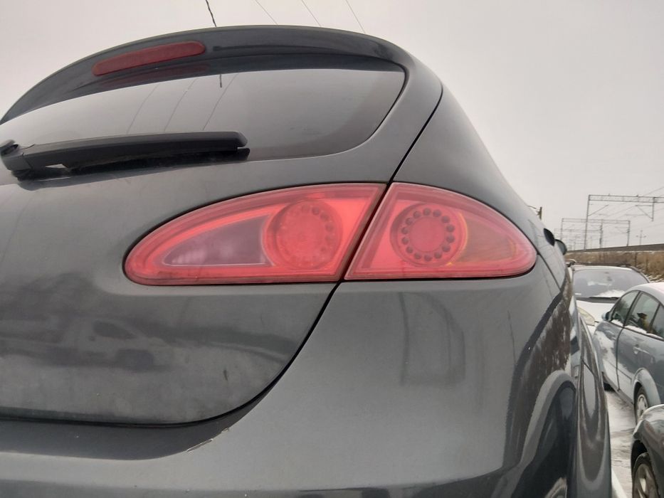 Seat leon II na części