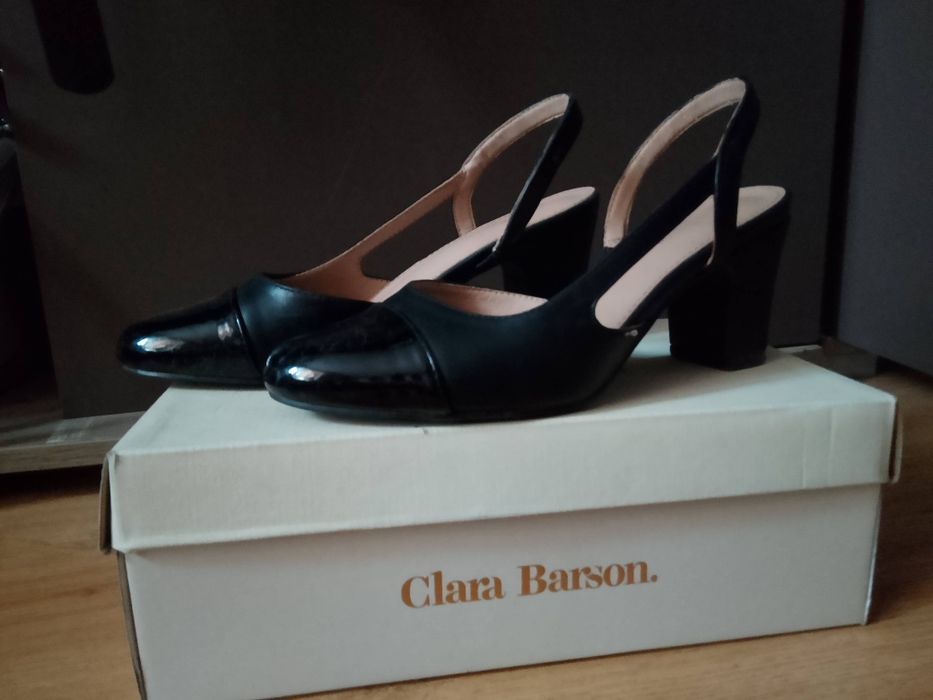 Buty czółenka na obcasie