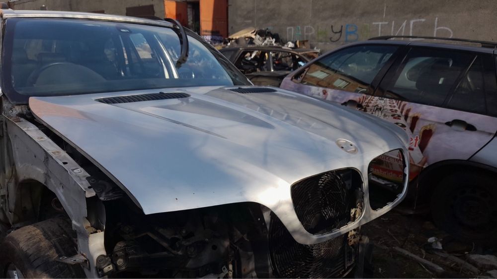 Капот BMW X5 E53 E70 запчастини БМВ Х3 Е83 Х5 Е53 Е70