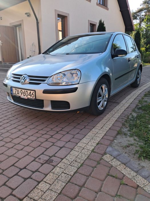 Volkswagen Golf 5 2.0 sdi.