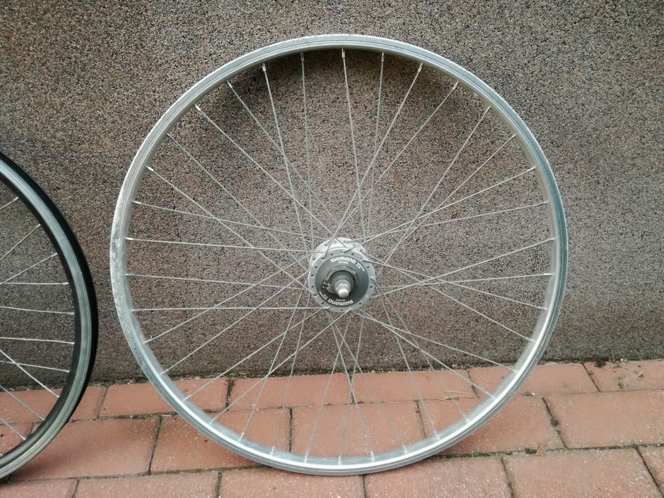 Koło rowerowe z dynamem w piaście 24, 26 cali.