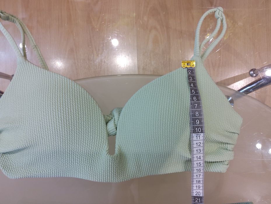 Купальник раздельный в рубчик,  размер М, новый