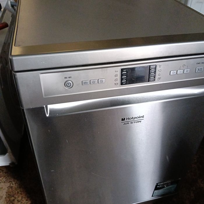 Entrega garantia máquina de loiça Ariston hotpoint inox