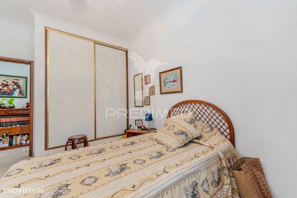 Oportunidade  – T3 com Vista Deslumbrante sobre Portimão e a Marina