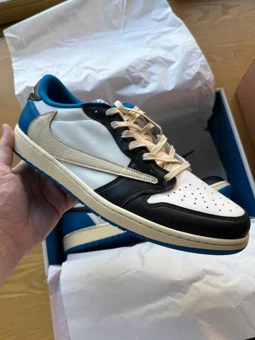 Jordan 1 Retro Travis Scott Cactus Jack R.45