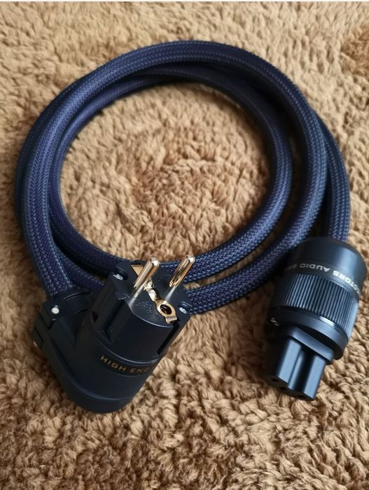 Kabel zasilający Melodika 3x4 mm dł 1.5m. Wtyki Schuko pozłacane.