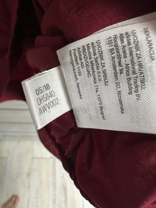 Куртка Вітровка Adidas  XL розмір!