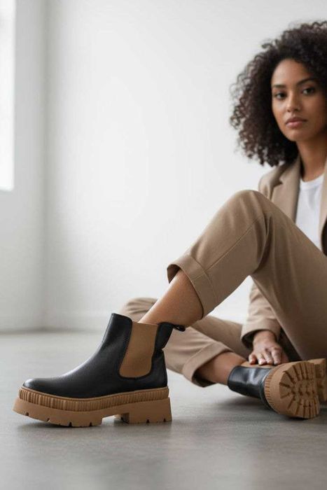 Челси-ботинки демисезонные LC Waikiki черные с контрастной вставкой