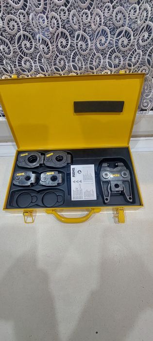 U16-32 Zaciski szczęki kątowe do rur Rems  Viega  Geberit Alupex